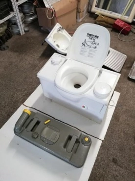                         Toaleta THETFORD C2 z kaseta - zdjęcie 1
                        