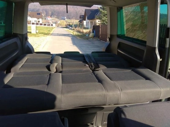                         Sam osobowy WV T5 Multivan 2,5 TDI 130 km, przebieg 411 tys. - zdjęcie 13
                        