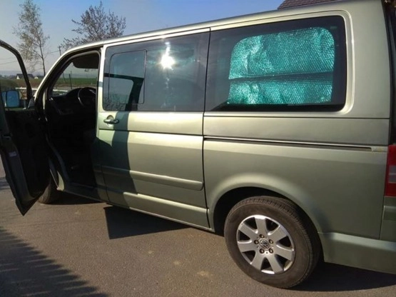                         Sam osobowy WV T5 Multivan 2,5 TDI 130 km, przebieg 411 tys. - zdjęcie 16
                        