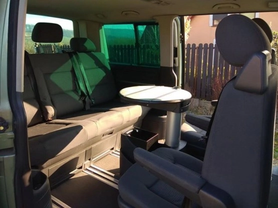                         Sam osobowy WV T5 Multivan 2,5 TDI 130 km, przebieg 411 tys. - zdjęcie 19
                        