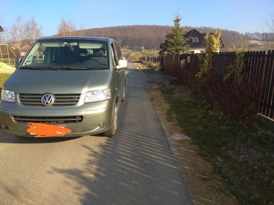                         Sam osobowy WV T5 Multivan 2,5 TDI 130 km, przebieg 411 tys. - zdjęcie 2
                        