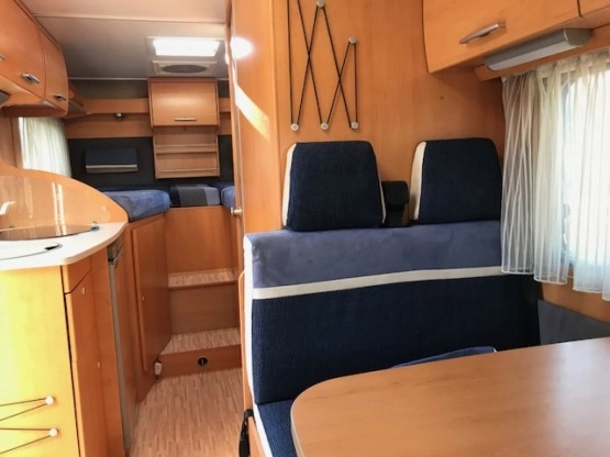                         Ford HYMER VAN 2007 - zdjęcie 14
                        