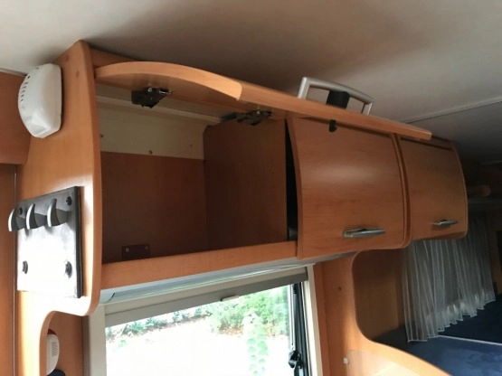                         Ford HYMER VAN 2007 - zdjęcie 18
                        