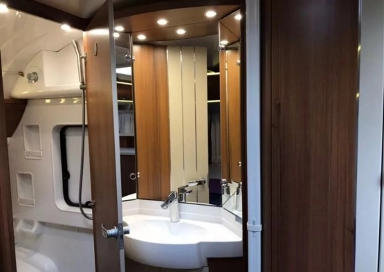                         Hobby Premium 560 CFE - zdjęcie 11
                        