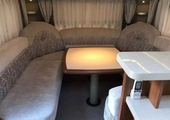                         Hobby Premium 560 CFE - zdjęcie 13
                        