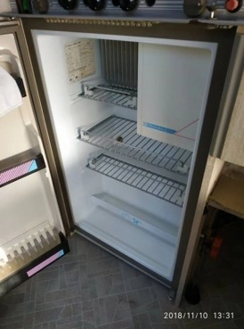                         Sprzedam przyczepę kempingową produkcji francuskiej marki CARAVELAIR model BAMBA 330 - zdjęcie 8
                        