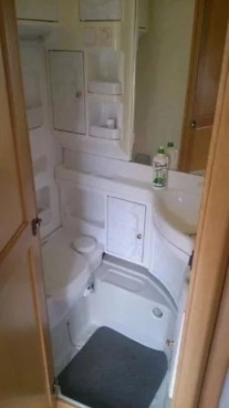                         Przyczepa kempingowa w bardzo dobrym stanie HOBBY 1997 rok - zdjęcie 7
                        