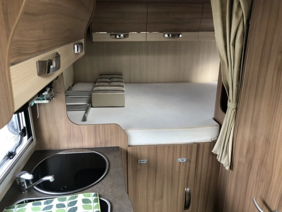                         Pilote G 600 LGA Aventura Fiat Ducato 2.3 diesel 130KM - zdjęcie 14
                        