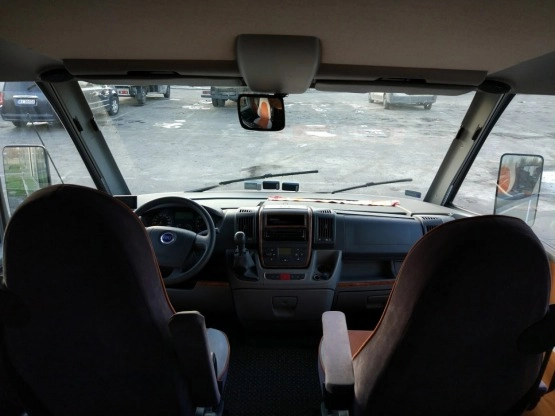                         Burstner Elegance i821 - zdjęcie 12
                        