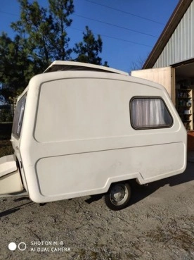                         Przyczepa kempingowa Niewiadów - zdjęcie 1
                        