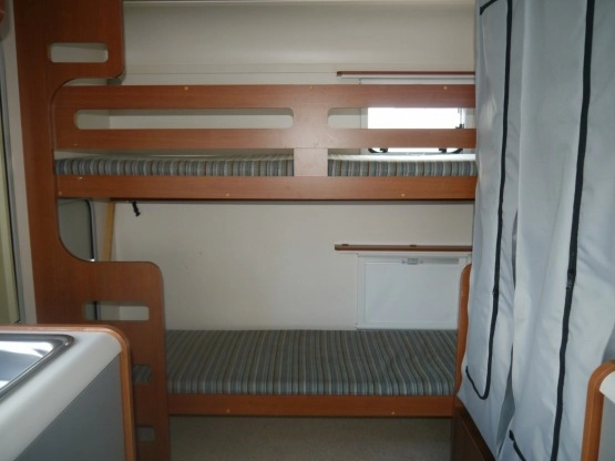                         KNAUS DESEO 400 LK - zdjęcie 5
                        