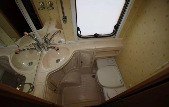                         Przyczepa Abbey 514 z 2003 roku - zdjęcie 7
                        