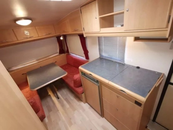                         Przyczepa Kempingowa ADRIA Altea MOVER + NAMIOT, 2005 ROK, DMC 1000 - zdjęcie 4
                        