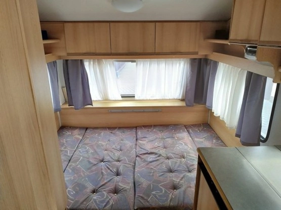                         Knaus Eifelland Holiday 1996 rok - zdjęcie 4
                        