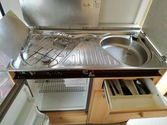                         Knaus Eifelland Holiday 1996 rok - zdjęcie 8
                        