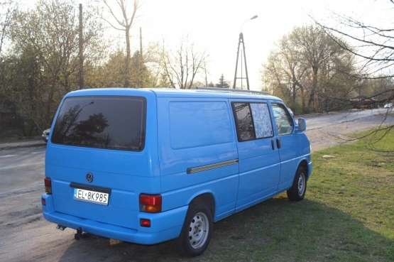                         Volkswagen T4 Long 1.9 TDI Camper - zdjęcie 5
                        