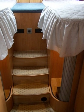                         sprzedam kamper - zdjęcie 4
                        