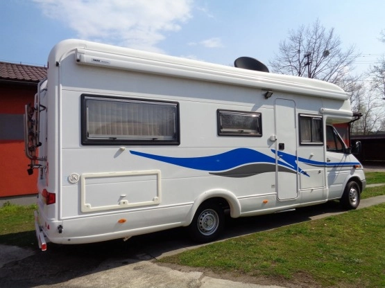                         Mercedes-Benz Sprinter AUTOTRAIL - zdjęcie 17
                        