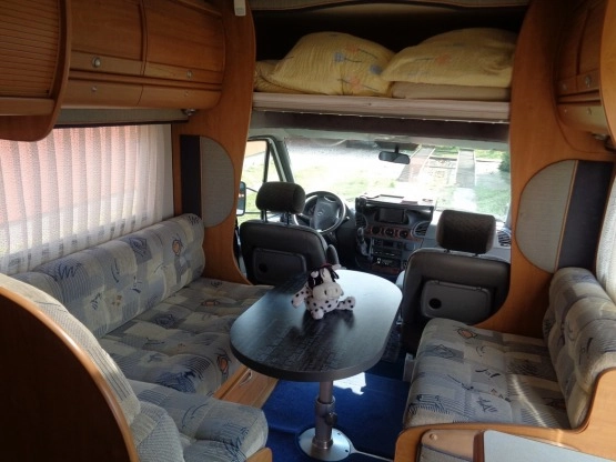                         Mercedes-Benz Sprinter AUTOTRAIL - zdjęcie 9
                        