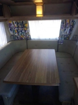                         Przyczepa kempingowa Home Car 38 - zdjęcie 4
                        