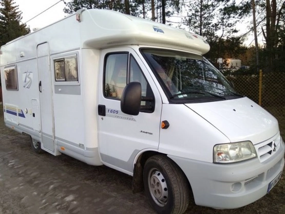                         Ccamper - półintegra, 2.8, Burstner, klima, suchy, 6,6 dł. - zdjęcie 1
                        