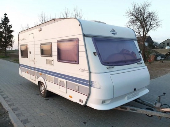                         Hobby Excellent 470, 1998 - zdjęcie 1
                        