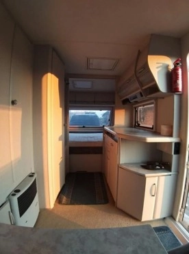                         Hobby Excellent 470, 1998 - zdjęcie 3
                        