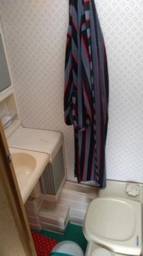                         Adria Optima 4-osobowa z przedsionkiem, gotowa do podróży - zdjęcie 2
                        