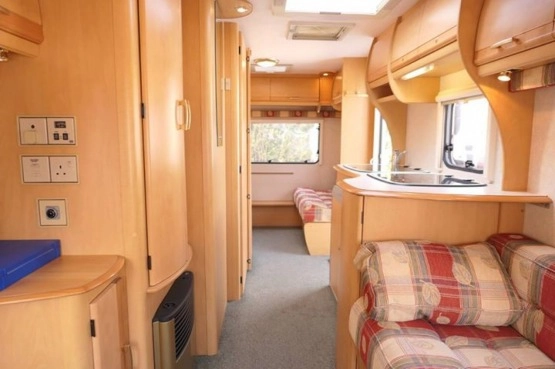                         2004 rok Bailey Pageant 5-osobowa, osobny prysznic, stan idealny - zdjęcie 10
                        