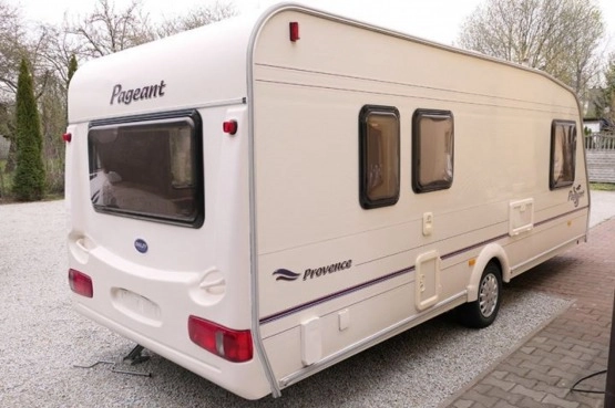                         2004 rok Bailey Pageant 5-osobowa, osobny prysznic, stan idealny - zdjęcie 4
                        