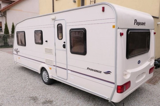                         2004 rok Bailey Pageant 5-osobowa, osobny prysznic, stan idealny - zdjęcie 9
                        