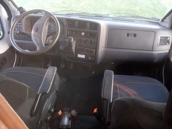                         Kamper Fiat Ducato z 1997 roku - zdjęcie 13
                        
