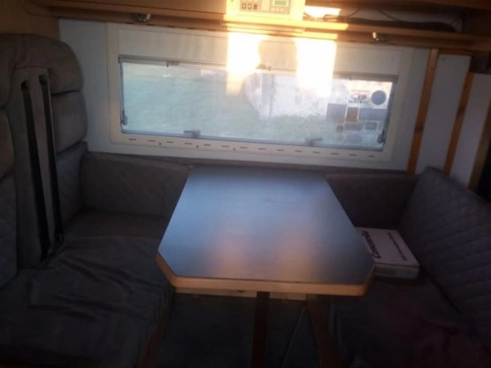                         Kamper Fiat Ducato z 1997 roku - zdjęcie 2
                        