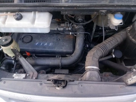                         Kamper Fiat Ducato z 1997 roku - zdjęcie 5
                        