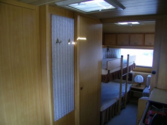                         Przyczepa kempingowa Dethleffs Nomad, łóżko piętrowe - zdjęcie 5
                        