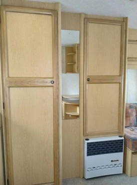                         Hylander Design 380, 1998 rok, przyczepa kempingowa - zdjęcie 5
                        