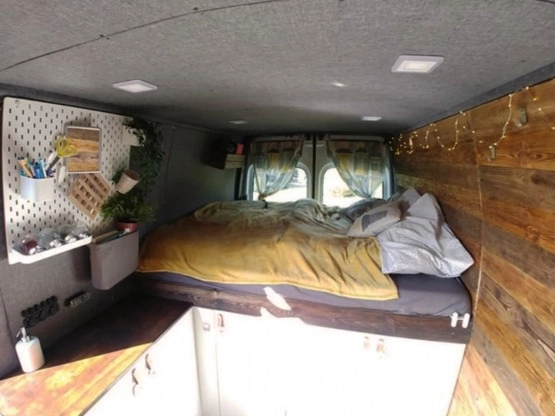                         Renault Master II Kamper - zdjęcie 6
                        