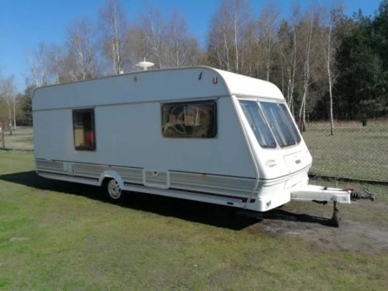                         Przyczepa kempingowa 4/5 osobowa Lunar z przedsionkiem i napędem, 1998 - zdjęcie 2
                        