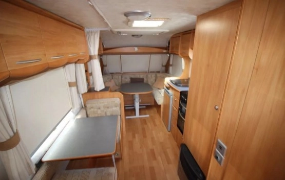                         Przyczepa Adria 524 z 2007 roku - zdjęcie 3
                        