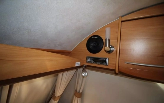                         Przyczepa Adria 524 z 2007 roku - zdjęcie 4
                        