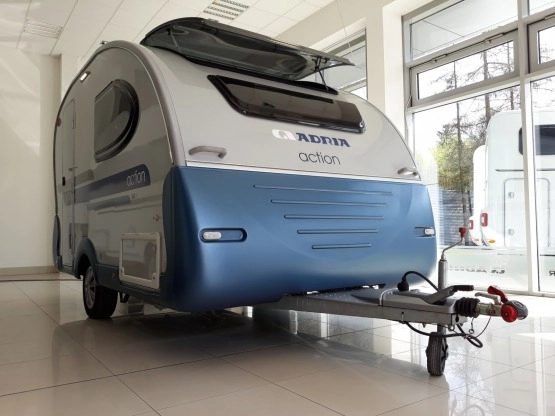                         Przyczepa Adria Action 361 LH Truma Przedsionek - jak nowa - zdjęcie 9
                        