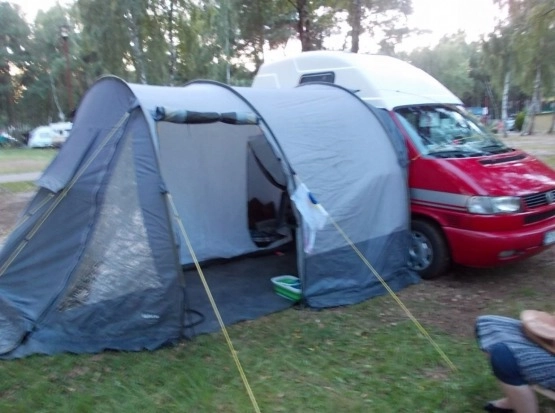                         VW T4 MINI KAMPER REIMO MULTIVAN 2,5 TDI kamping - zdjęcie 4
                        