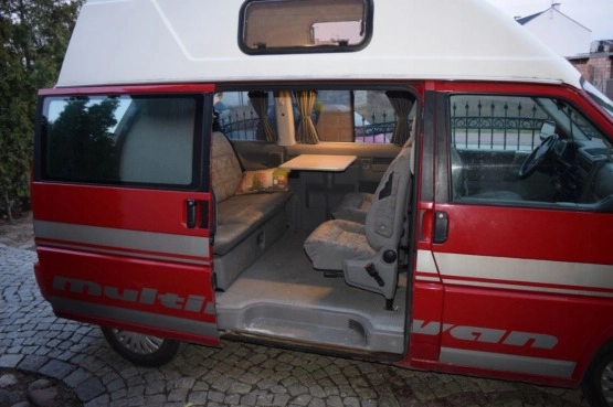                         VW T4 MINI KAMPER REIMO MULTIVAN 2,5 TDI kamping - zdjęcie 7
                        