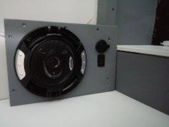                         Sprzedam przyczepę myślę, że bardzo fajną i nietuzinkową - zdjęcie 3
                        