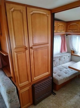                         Przyczepa kempingowa Hobby Prestige 420 1994 rok - zdjęcie 10
                        