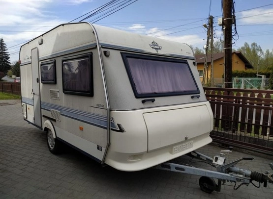                         Przyczepa kempingowa Hobby Prestige 420 1994 rok - zdjęcie 1
                        