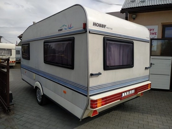                         Przyczepa kempingowa Hobby Prestige 420 1994 rok - zdjęcie 4
                        