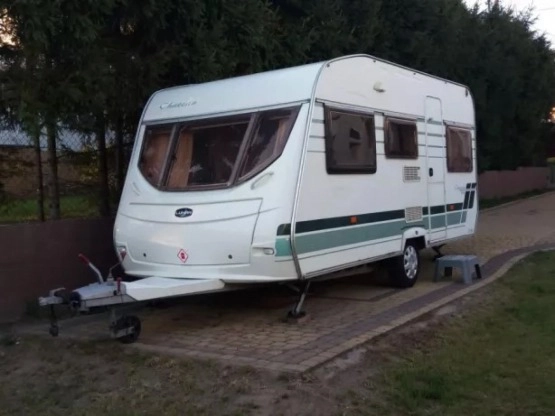                         Przyczepa kempingowa Lunar Chetau - zdjęcie 3
                        