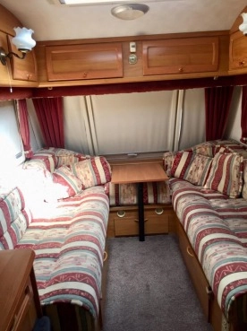                         Przyczepa kempingowa Coachman VIP 460/2  - zdjęcie 5
                        