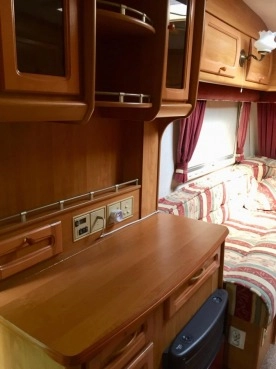                         Przyczepa kempingowa Coachman VIP 460/2  - zdjęcie 6
                        